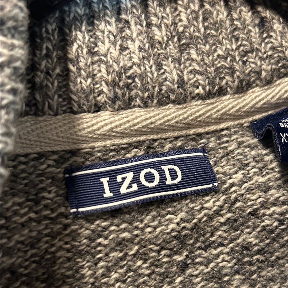 Izod Gray Button-Up Crewneck‎ Sweater - Picture 2 of 6